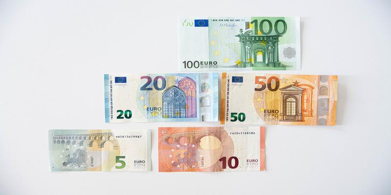 Сколько можно обменять валюты без паспорта в сбербанке