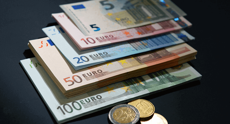 EUR Евро