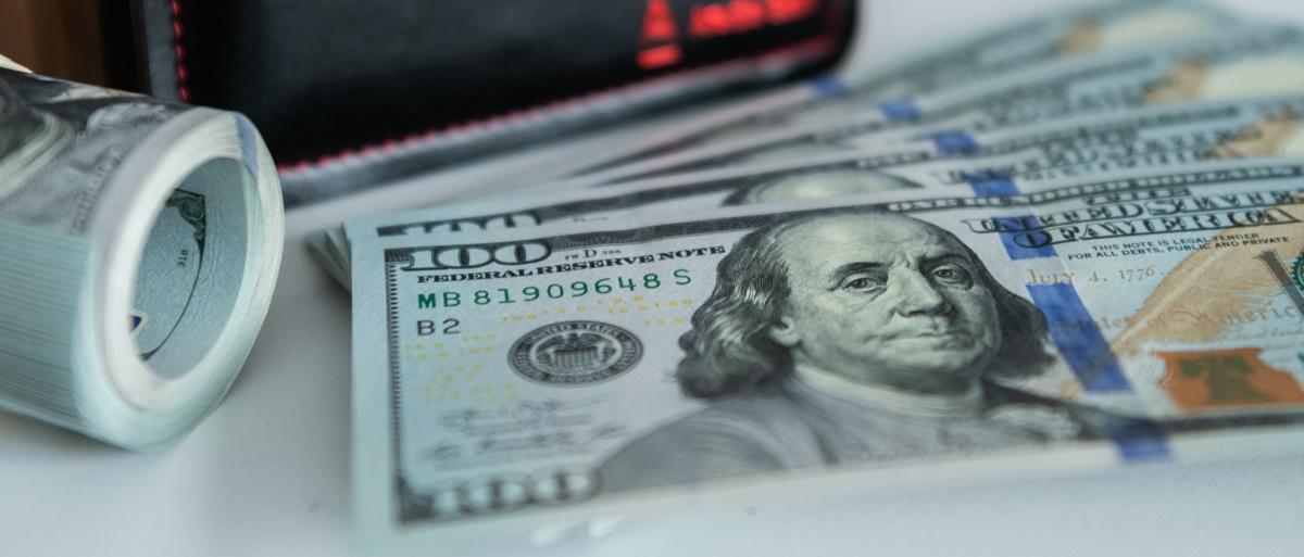 Подешевеет ли доллар? Что по этому поводу думают ученые