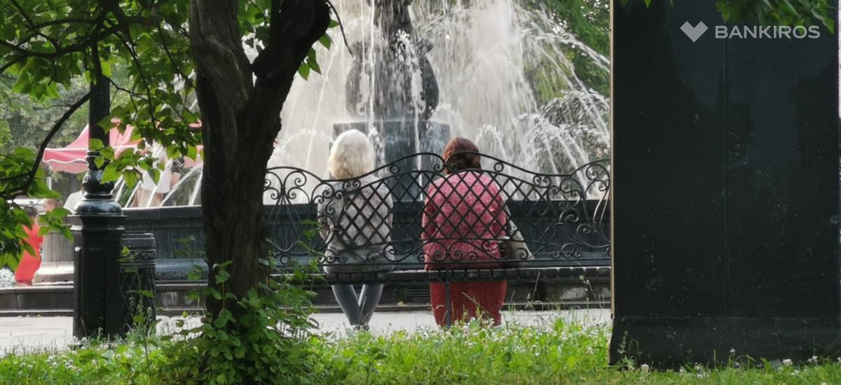 Не ради справедливости: почему в РФ вернут индексацию пенсий работающим пенсионерам